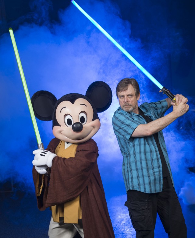 MARK HAMILL WORRIES EPISODE 7 WON’T LIVE UP TO THE HYPE?