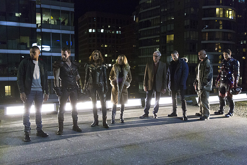 DC's Legends of Tomorrow -- "Pilot, Part 1" -- Image LGN101d_0406b -- Pictured (L-R): Franz Drameh as Jefferson "Jax" Jackson, Falk Hentschel as Carter Hall/Hawkman, Ciara Renee as Kendra Saunders/Hawkgirl, Caity Lotz as Sara Lance, Victor Garber as Professor Martin Stein, Wentworth Miller as Leonard Snart/Captain Cold, Dominic Purcell as Mick Rory/Heat Wave and Brandon Routh as Ray Palmer/Atom -- Photo: Jeff Weddell/The CW -- © 2015 The CW Network, LLC. All Rights Reserved.