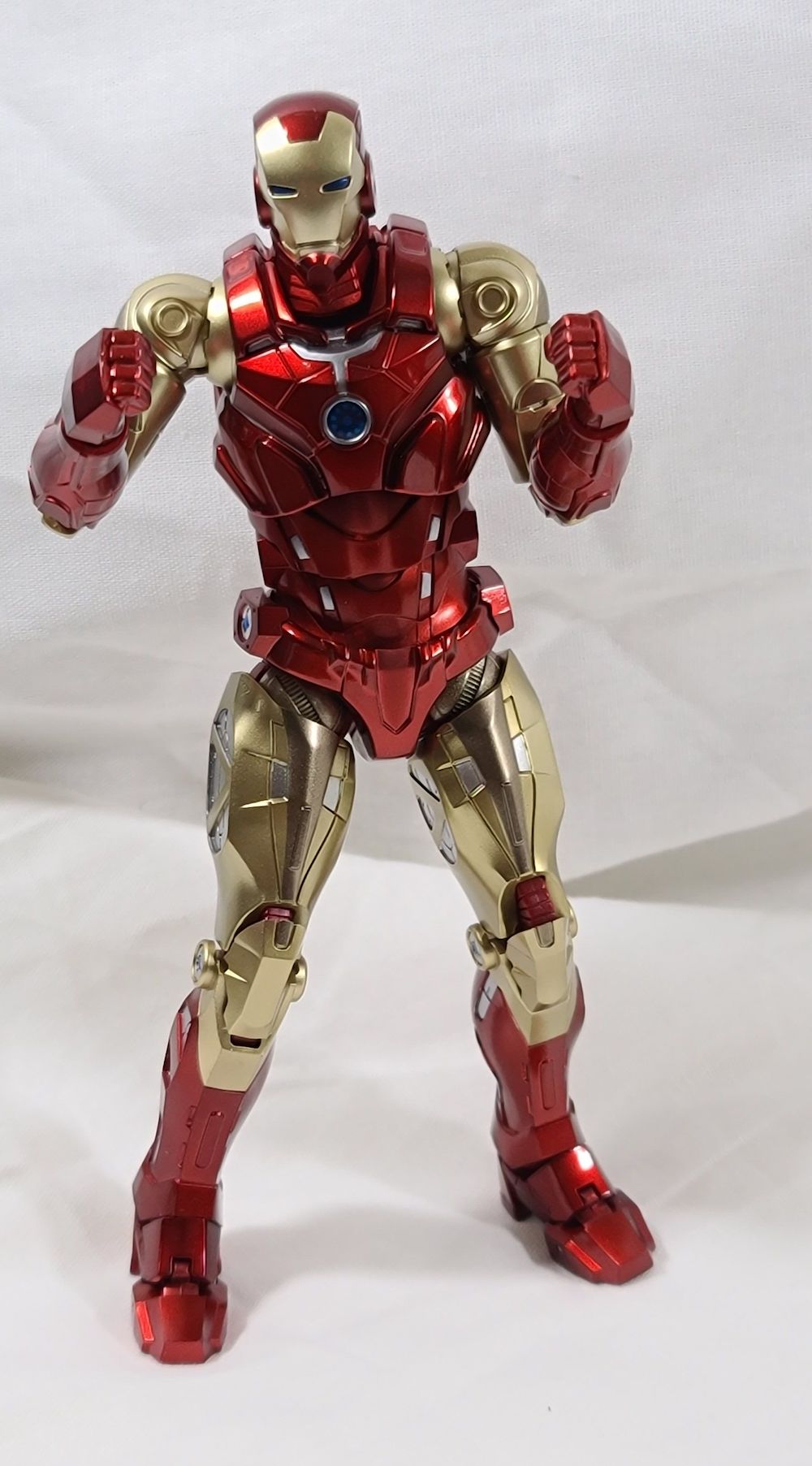 Action Figure Review: Sentinel Fighting Armor Iron Man | Pastrami ...