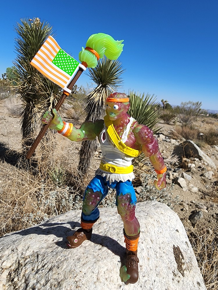 Trick Or Treat Studios Action Figure Toxic Crusaders Toxie 12,7 Cm: Con Scudo, Slime E Glow In The Dark